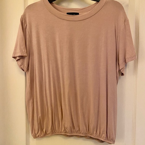 Used Like New. Earth tone rose color. Cinched bottom. - Picture 4 of 4